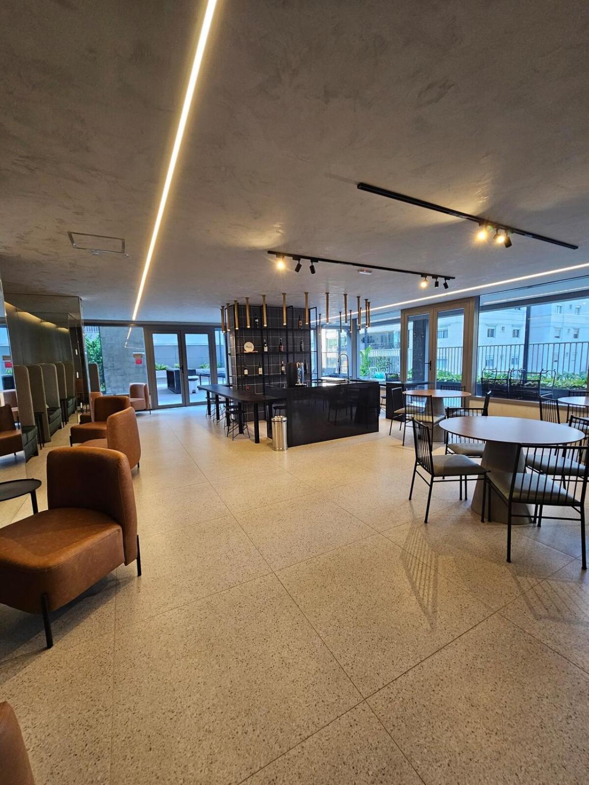 Em Moema Ao Lado Do Metro, Apartamento São Paulo