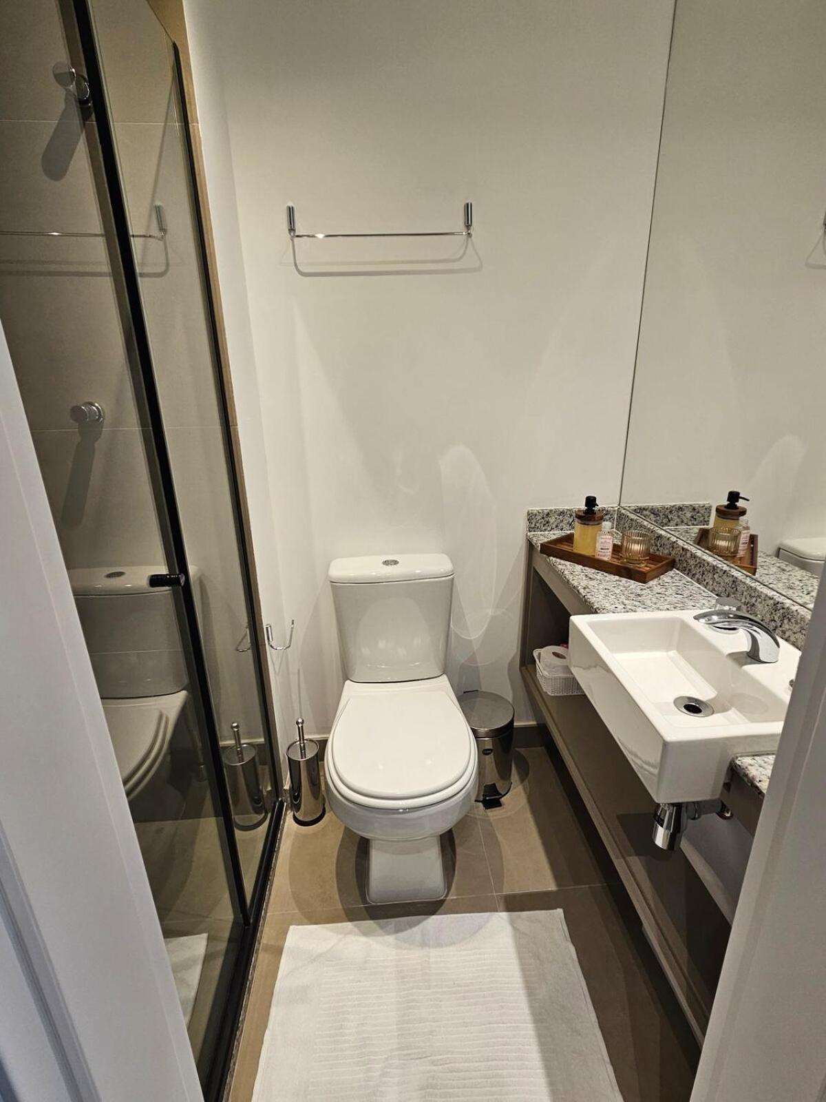 Apartamento Em Moema Ao Lado Do Metro,