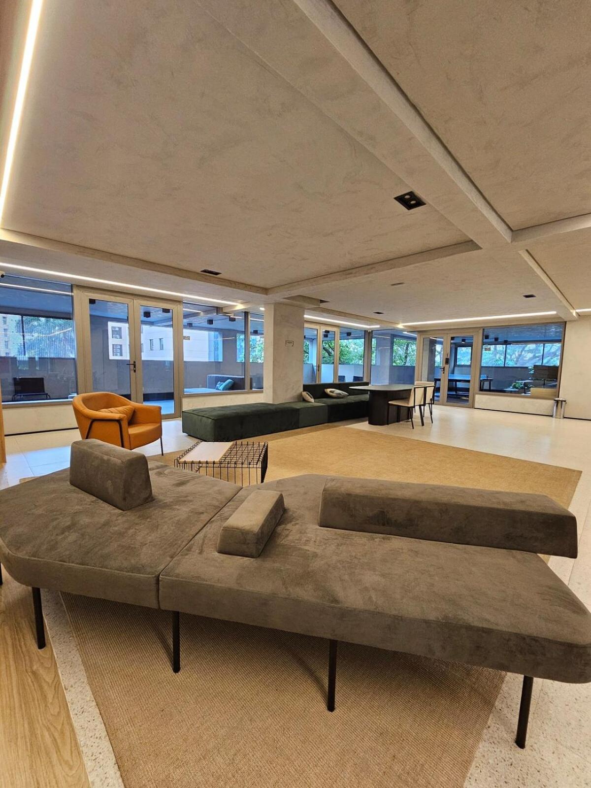 Apartamento Em Moema Ao Lado Do Metro, São Paulo